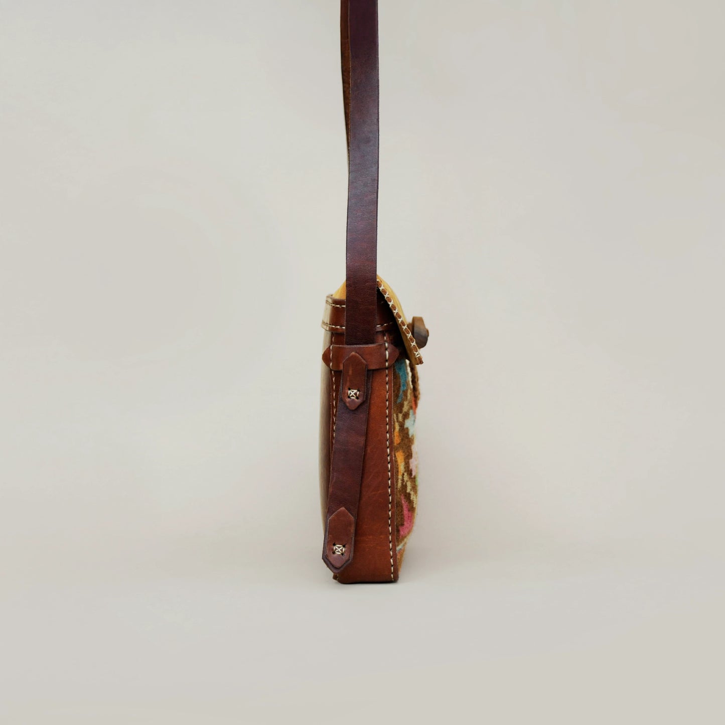 Flower messenger bag