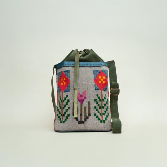 Paeonia Bucket Bag