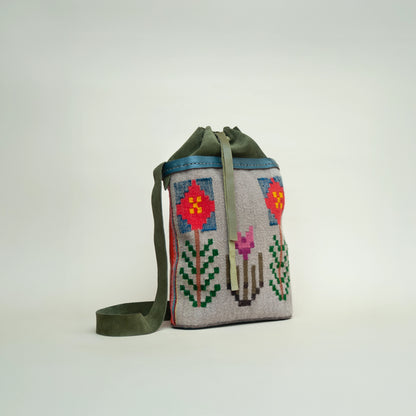 Paeonia Bucket Bag